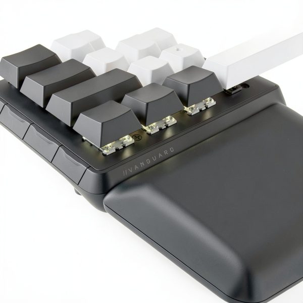 CORSAIR VANGUARD 96 RGB Wired Gaming Keyboard MLX Switch-26